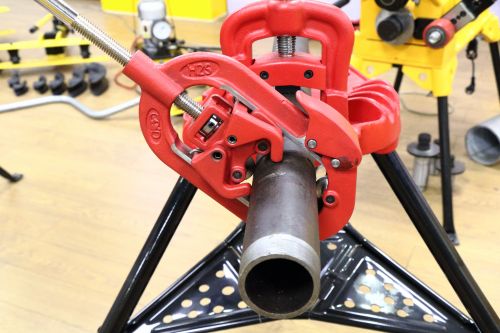 Труборез с хомутной защелкой H2S (1"-2 1/2")